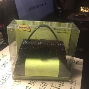 Post it note purse dispenser